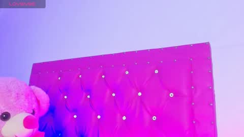 Snapshot of dahiangomezz chatting on January 2025 05:18:02 PM    online show from January 2025 05:18:02 PM