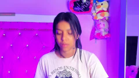 Snapshot of dahiangomezz chatting on February 2025 08:22:02 AM    online show from February 2025 08:22:02 AM