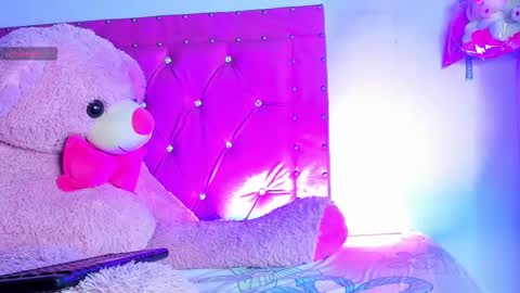 Snapshot of dahiangomezz chatting on February 2025 08:44:02 AM    online show from February 2025 08:44:02 AM