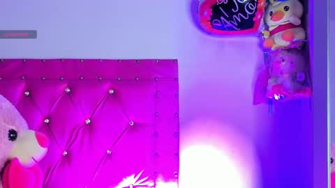 Snapshot of dahiangomezz chatting on February 2025 08:17:01 AM    online show from February 2025 08:17:01 AM