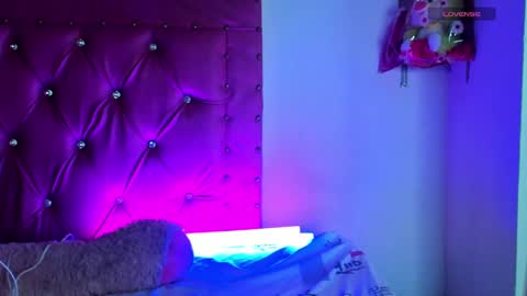 Snapshot of dahiangomezz chatting on March 2025 08:19:02 AM    online show from March 2025 08:19:02 AM