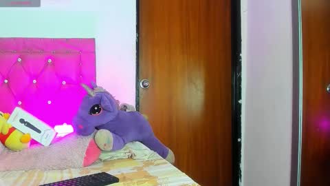 Snapshot of dahiangomezz chatting on September 2025 07:41:01 AM    online show from September 2025 07:41:01 AM