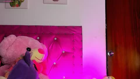 Snapshot of dahiangomezz chatting on September 2025 08:03:02 AM    online show from September 2025 08:03:02 AM