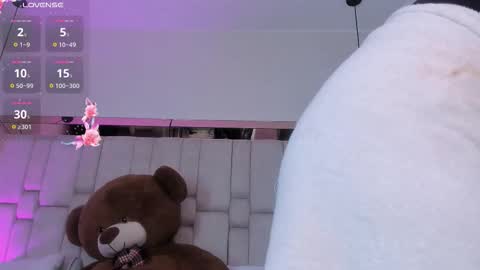 Daia Ortiz  online show from October 2025 09:52:02 AM