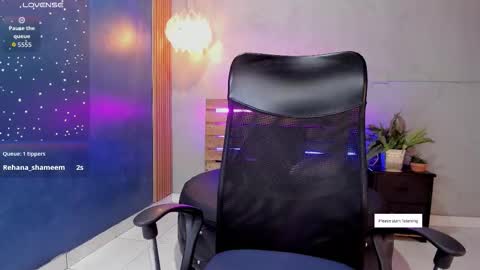 daiisy_kiss online show from November 2025 07:35:01 PM