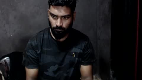 indian guys online show from October 2025 04:31:02 PM