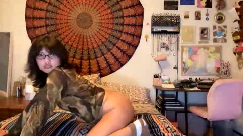 Daisy online show from January 2026 11:52:02 PM