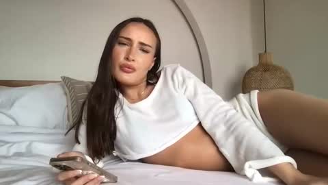 Snapshot of daisyfayer chatting on September 2025 02:02:02 AM Daisy online show from September 2025 02:02:02 AM