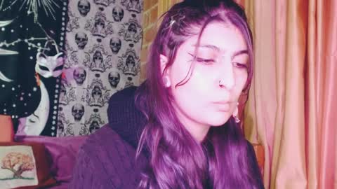    --  -- help me reach 100 hands up  online show from February 2025 04:53:01 AM