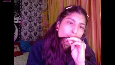    --  -- help me reach 100 hands up  online show from October 2025 04:04:02 AM