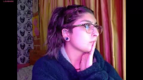    --  -- help me reach 100 hands up  online show from November 2025 03:29:02 AM