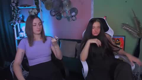 Dakota online show from December 2025 07:04:02 AM