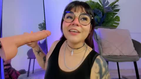 dakotta666 online show from February 2026 03:19:02 PM