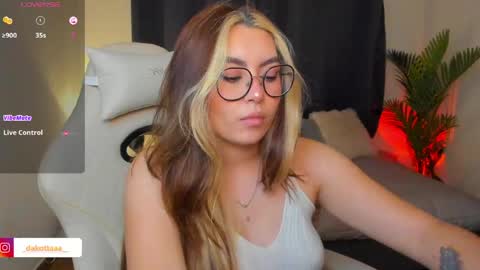 Snapshot of dakottaa__ chatting on May 2026 12:17:02 AM dakottaa__ online show from May 2026 12:17:02 AM