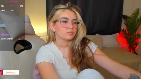 Snapshot of dakottaa__ chatting on June 2026 12:27:01 AM dakottaa__ online show from June 2026 12:27:01 AM