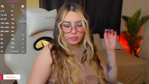 dakottaa__ online show from July 2026 12:06:02 AM