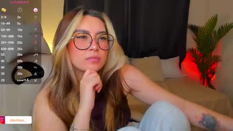 dakottaa__ online show from July 2026 12:31:01 AM