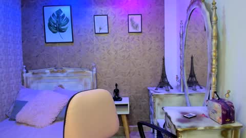 dali_collin online show from September 2025 01:03:01 PM