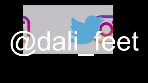 Snapshot of dalila_oficials chatting on May 2026 10:45:01 AM online show from May 2026 10:45:01 AM