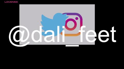 Snapshot of dalila_oficials chatting on June 2026 11:13:02 AM online show from June 2026 11:13:02 AM
