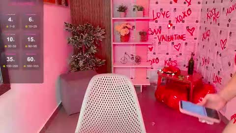 Dalila  online show from February 2025 06:29:02 PM