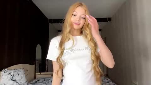 Snapshot of dalilarouw chatting on August 2026 03:38:02 PM Gi online show from August 2026 03:38:02 PM
