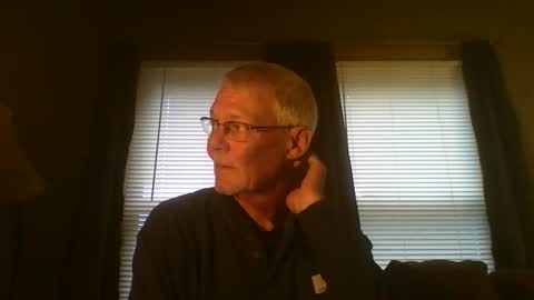Snapshot of dallasinky chatting on May 2026 12:21:01 PM dallas online show from May 2026 12:21:01 PM