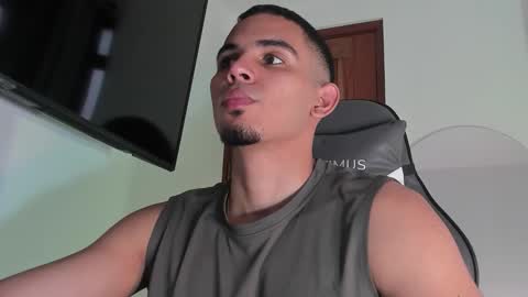 Snapshot of dalton111_ chatting on November 2025 12:04:02 PM Dalton online show from November 2025 12:04:02 PM