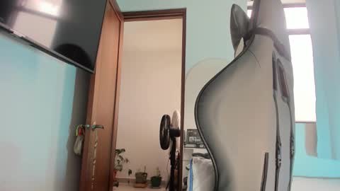 Snapshot of dalton111_ chatting on November 2025 12:48:02 PM Dalton online show from November 2025 12:48:02 PM