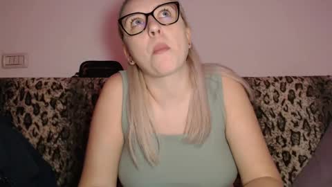 Maria online show from December 2024 08:58:02 PM