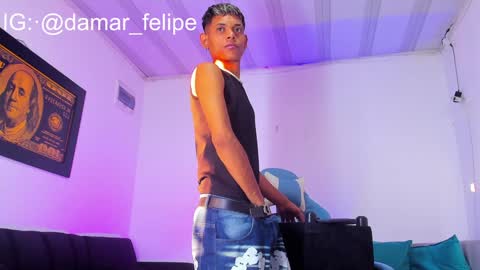 damar_felipe online show from January 2025 11:56:01 AM
