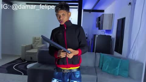 damar_felipe online show from February 2025 11:15:01 AM