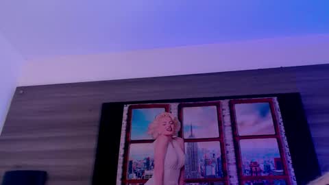         online show from October 2025 05:16:01 AM