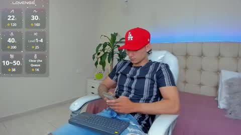 DAMIAN online show from January 2025 12:48:01 PM