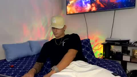 damian23__ online show from June 2026 02:44:02 PM