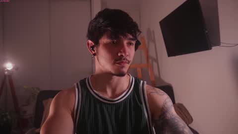 Snapshot of damianow chatting on November 2025 11:48:01 PM insta damn8 -------- online show from November 2025 11:48:01 PM