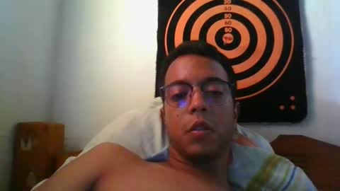 Snapshot of damiansex_4 chatting on January 2025 07:07:01 PM Damian online show from January 2025 07:07:01 PM