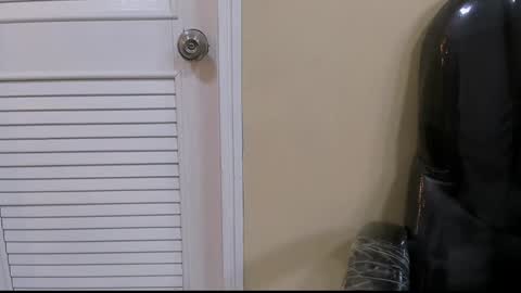 LIAM online show from February 2025 07:38:02 PM