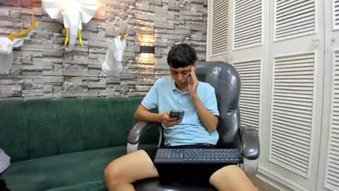 LIAM online show from November 2025 06:51:02 PM