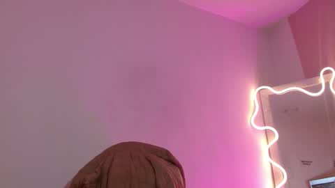 Damii online show from February 2026 03:15:02 PM