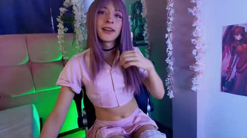 Damiian21  online show from October 2025 02:07:01 PM
