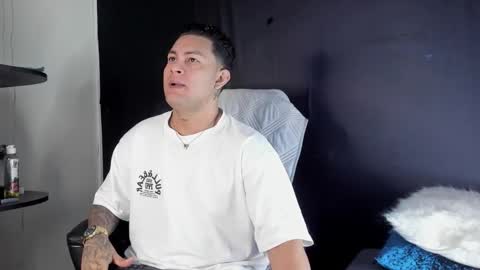 Snapshot of damon_storm chatting on February 2026 09:10:02 AM DAMON online show from February 2026 09:10:02 AM