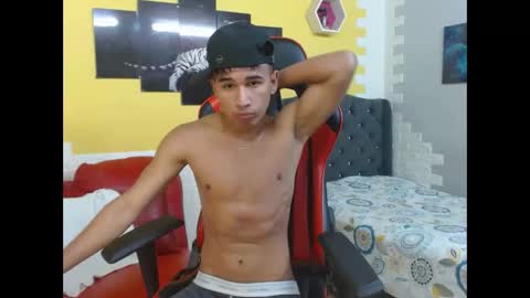 Snapshot of damondark_ chatting on March 2026 05:18:01 PM Damon online show from March 2026 05:18:01 PM