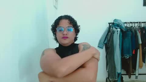 Diane Blosson online show from May 2026 01:56:01 AM