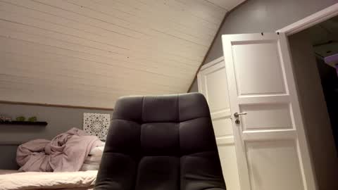 dan_the_man43 online show from November 2025 10:52:01 PM