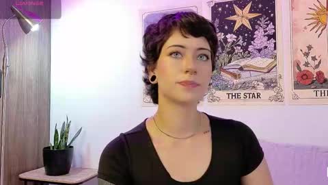 Bluemoon online show from September 2025 07:02:02 PM