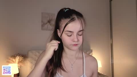 Snapshot of dangerouss_lady chatting on September 2025 10:42:02 AM Eva online show from September 2025 10:42:02 AM