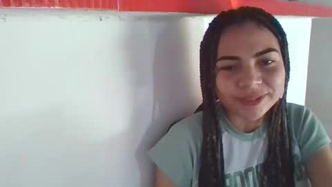 Snapshot of dani_cesar2 chatting on February 2026 01:30:02 PM dani_cesar2 online show from February 2026 01:30:02 PM