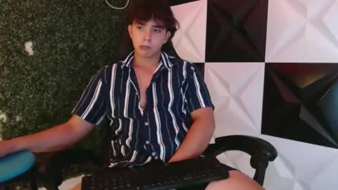 Snapshot of dani_cumboy chatting on February 2025 03:31:02 AM dani_cumboy online show from February 2025 03:31:02 AM