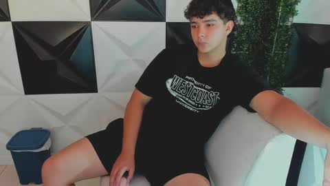 Snapshot of dani_cumboy chatting on October 2025 02:04:01 PM dani_cumboy online show from October 2025 02:04:01 PM